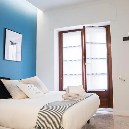 Dos Torres Exclusivos En Calle Alfonso I Апартаменты *