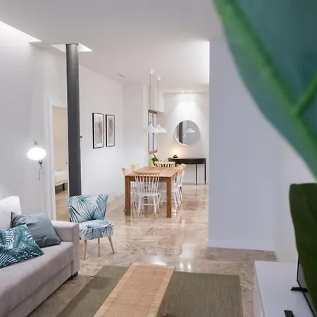 Апартаменты Dos Torres Exclusivos En Calle Alfonso I *