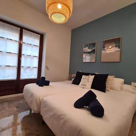 Dos Torres Exclusivos En Calle Alfonso I Сарагоса