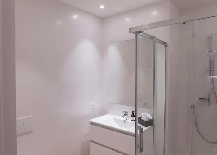 Dos Torres Exclusivos En Calle Alfonso I Сарагоса