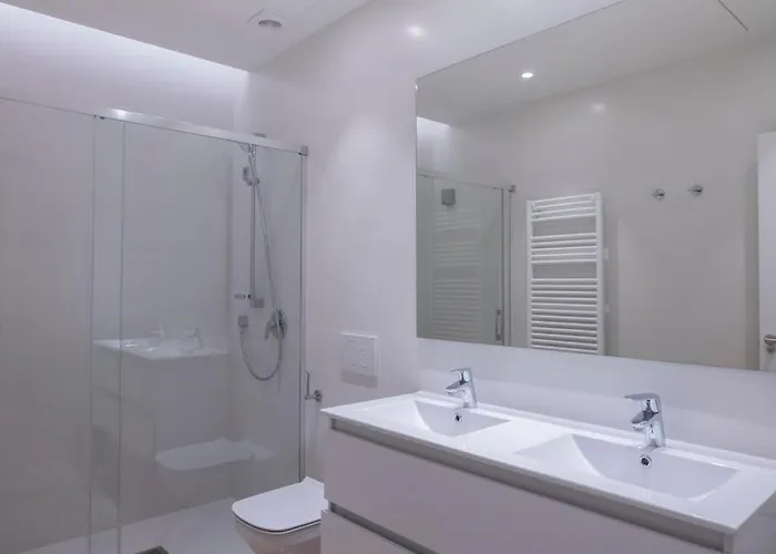 Dos Torres Exclusivos En Calle Alfonso I Zaragoza